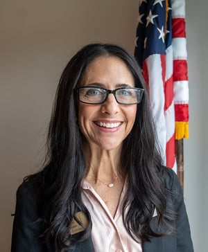 debra-hanson
